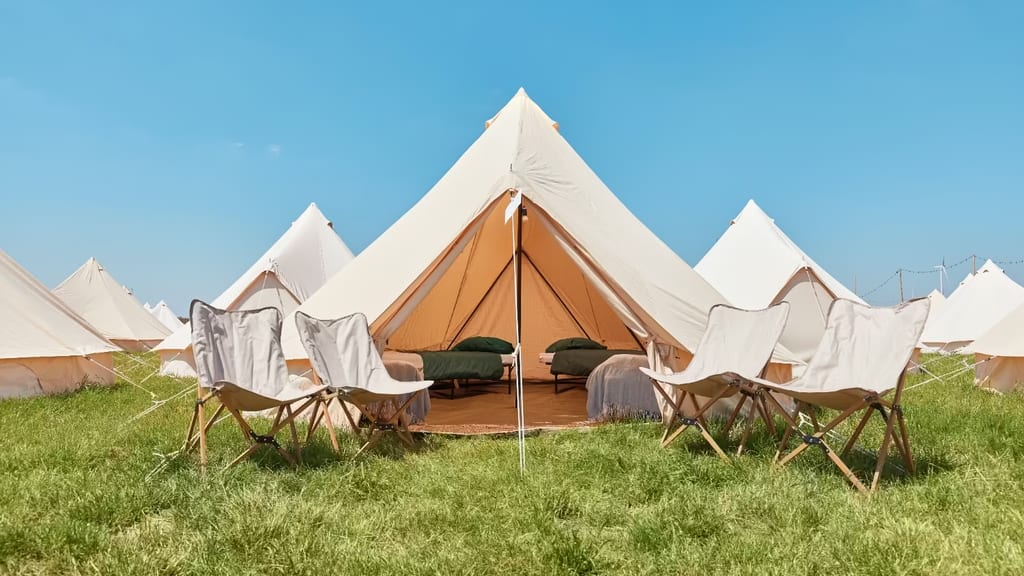 The Royal Albert, een luxe tent op Paradise Resort